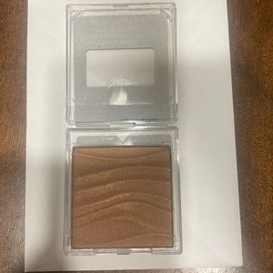 Mary Kay Bronzing Powder Medium-Dark